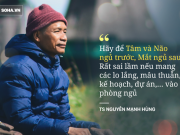 Mang điện thoại vào, xem tivi trong phòng ngủ: Hại mình, hại cả người thân