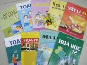 Giá bộ sách giáo khoa cấp 3 chuẩn năm học 2017 - 2018