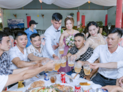 Nghịch lý cuộc đời: Một tháng nhận được 5 thiệp mời cưới, có người nhiều năm không liên lạc cũng mời, đến phát sợ luôn.