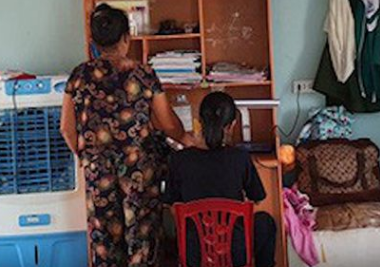 Nghệ An: Bảo vệ 67 tuổi xâm hại tình dục nữ sinh lớp 7, sau đó quay clip phát tán trên MXH