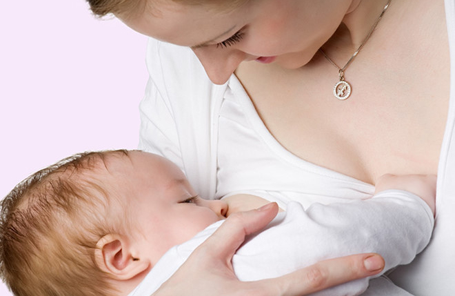 Những quan niệm không đúng về việc nuôi con bằng sữa mẹ