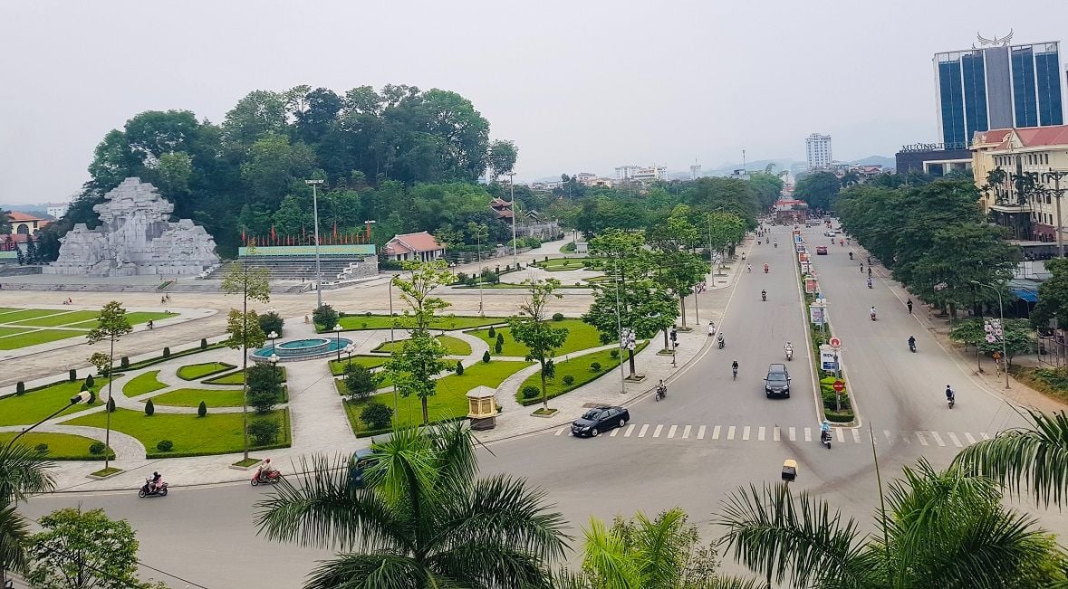 Cảnh báo màu xanh của trường Quảng trường (Ảnh: Internet)