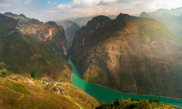 Vẻ đẹp siêu thực của Đèo Mã Pí Lèng - “tứ đại đỉnh đèo” của Việt Nam