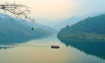 Khám phá Hồ Noong: Vẻ đẹp “tiên cảnh” giữa núi rừng Hà Giang