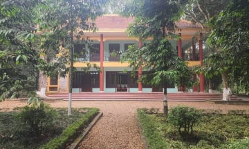 Từ Hà Nội đi K9 bao nhiêu km?