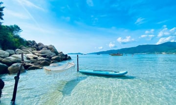 Từ sân bay Cam Ranh đi đảo Bình Hưng bao nhiêu km?