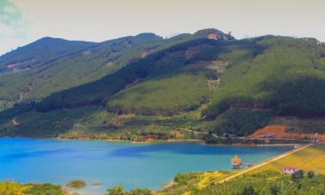 Từ Sài Gòn đi Lâm Đồng bao nhiêu km?