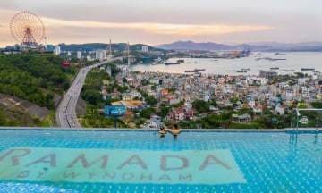 Top 5 khách sạn 4 sao đẹp, sang xịn ở Hạ Long cho cặp đôi du lịch biển 2025