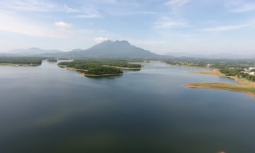 Kinh nghiệm đi Hồ Suối Hai: Nét đẹp thơ mộng ở Ba Vì, Hà Nội