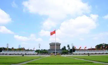 Thiết kế đặc biệt của Lăng Bác: Chống được lũ lụt, bom đạn và động đất 7 độ richter