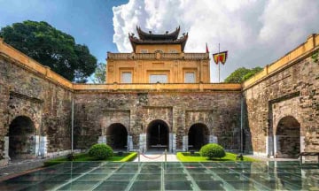 Ai đã xây dựng Hoàng thành Thăng Long?