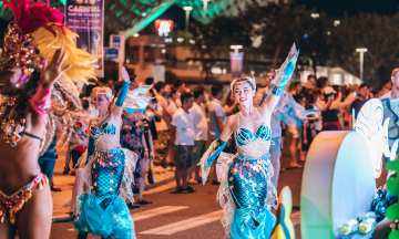 Cả thành phố Nha Trang  'cháy ' cùng không khí lễ hội Carnival hè