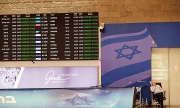 Israel không kích Iran: Không phận Trung Đông đóng cửa, hàng loạt hãng hàng không hủy chuyến bay