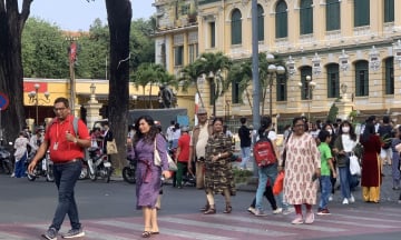 Hơn 22 triệu lượt khách đến TP.HCM sau 6 tháng