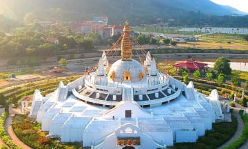 Giá vé cáp treo lên chùa Thiền viện Tây Thiên Vĩnh Phúc là bao nhiêu?