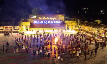 Ghé chợ đêm Mộc Châu – Cả Tây Bắc thu nhỏ trong một buổi tối