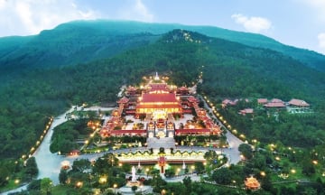Nơi sở hữu ngôi chùa nổi tiếng có chính điện lớn nhất Đông Dương