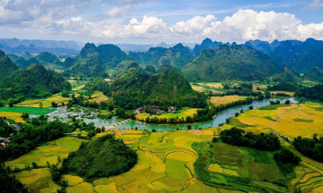 Tại sao Cao Bằng không bị sáp nhập?
