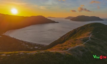 Khám phá địa điểm ngắm hoàng hôn đẹp nhất Côn Đảo cùng Vinh Gấu