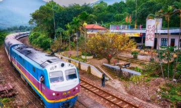 Vé tàu đi Hà Nội xem diễu binh 2/9  'cháy hàng '