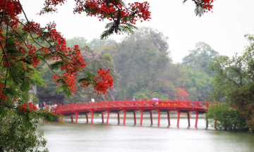 Xung quanh Hồ Gươm có những gì? Chi tiết những “viên ngọc” giữa lòng thủ đô