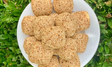 Thưởng thức bánh mè láo: Đặc sản ngon khó cưỡng ở Sóc Trăng