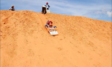 Bỏ túi kinh nghiệm trượt cát Mũi Né Phan Thiết cho người mới bắt đầu