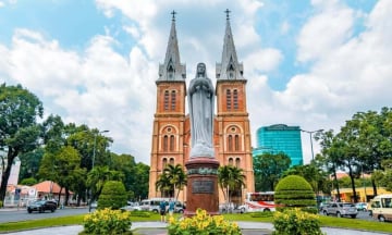 Top 9 địa điểm du lịch nổi tiếng nhất Quận 1 - trung tâm của TP.HCM