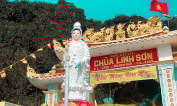 Chùa Linh Sơn Phú Quý: Ngôi chùa “tựa sơn hướng thủy” độc đáo của Bình Thuận