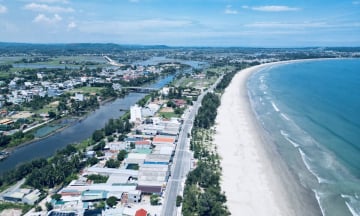 Bật mí 4 địa điểm lý tưởng nhất ở Quảng Ngãi cho cặp đôi du lịch hè 2025