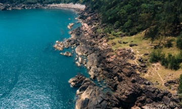 Vẻ đẹp của Bãi Đá Đen Sơn Trà - Địa điểm  'cực chill ' ở Đà Nẵng ít người đến