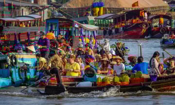 Từ sân bay Tân Sơn Nhất đến Cần Thơ bao nhiêu km?