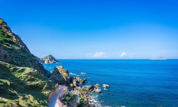Chiêm ngưỡng 5 cung đường biển đẹp nhất miền Trung 2025