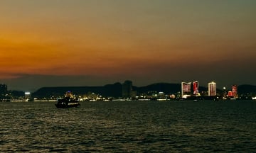 Top 5 địa điểm ngắm hoàng hôn đẹp nhất Hạ Long hè 2025