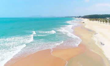 Từ sân bay Tân Sơn Nhất đến Hồ Tràm bao nhiêu km?