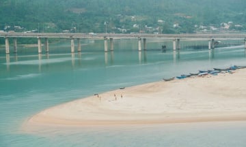 Ở Huế có biển gì đẹp? Top 5 bãi biển nên check-in dịp du lịch hè 2025