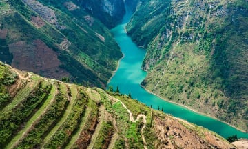Bắc Ninh cách Hà Giang bao nhiêu km?