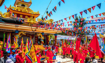 Lễ hội Dinh Bà Ông Lang: Nét đẹp tín ngưỡng của đảo ngọc