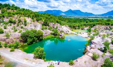 Những hồ nước đẹp như tiên cảnh ở An Giang