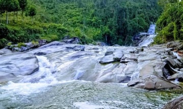 Khám phá thác 7 tầng Nghệ An - Dải lụa trắng giữa rừng già Tây xứ Nghệ