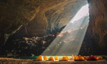 Khám phá hang động lớn thứ 3 thế giới ở Quảng Bình: Tại sao lại gọi là Hang Én?