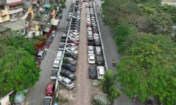 100 bãi giữ xe được bố trí quanh trung tâm Hà Nội dịp diễu binh