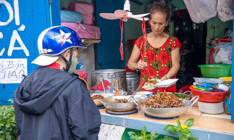 Xôi cá cơm Nha Trang, món ăn dân dã trứ danh thành phố biển