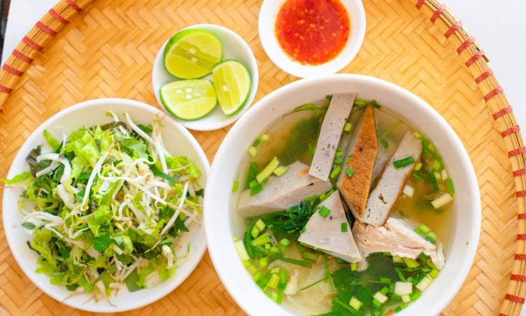Top 6 quán bún cá dầm đặc sản ngon nhất tại Nha Trang
