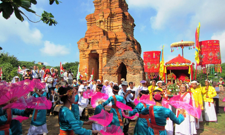Lễ hội Kate Ninh Thuận: Tìm về những giá trị văn hóa đặc sắc
