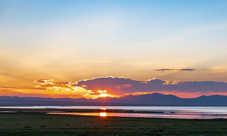 Hồ Song Kul -  'Viên ngọc xanh ' của Kyrgyzstan