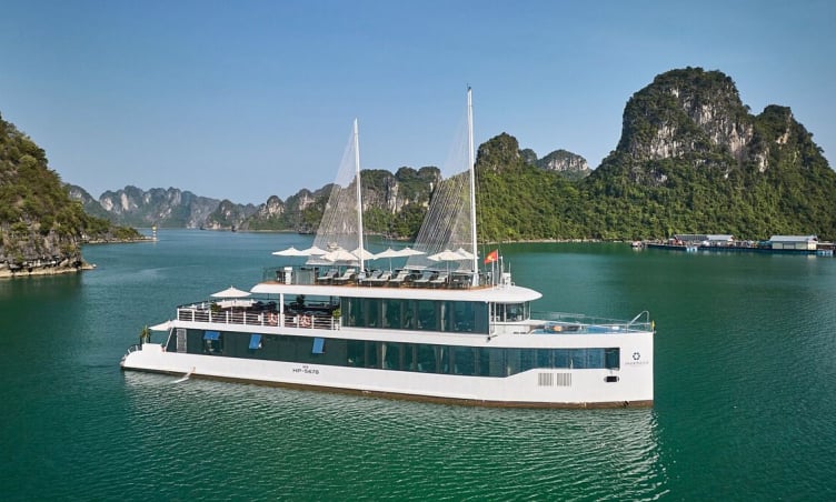 Cẩm nang kinh nghiệm thuê tàu đi vịnh Lan Hạ từ A-Z