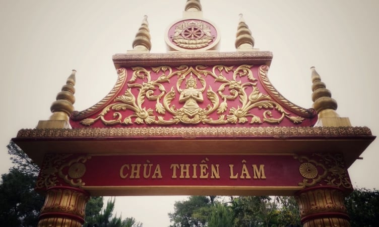 Chùa Thiền Lâm Huế: Khám phá kiến trúc độc đáo và vẻ đẹp tâm linh