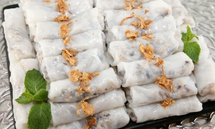 Bánh cuốn Thanh Trì: Top 10 địa chỉ quán ngon “nhức nách” ở Hà Nội