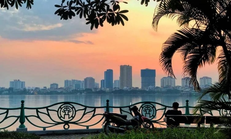 Top những địa điểm ngắm hoàng hôn đẹp ở Hà Nội